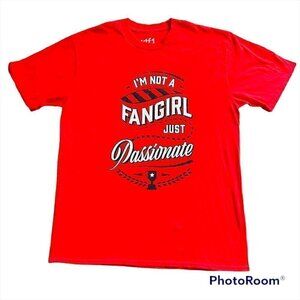 𝅺I'M Not A Fangirl Tees, Graphic Red T Shirt, Just Passionate Tees,  Size Large